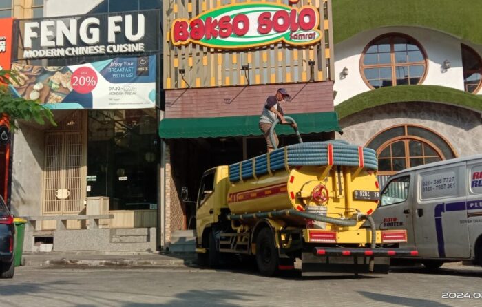 manfaat sedot wc gedung