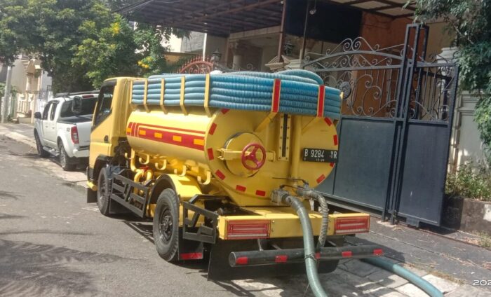 jasa sedot wc salemba