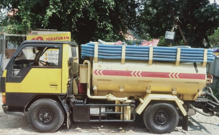 jasa sedot wc truk tanki