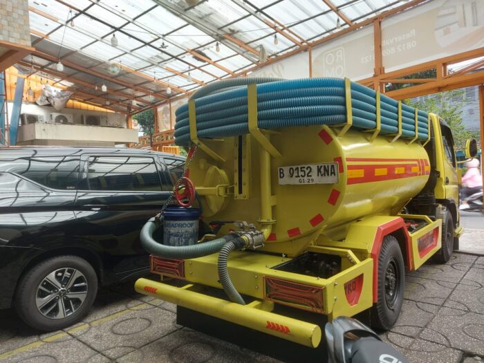 sedot wc di tangerang selatan