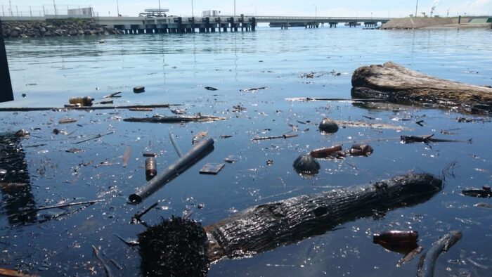 pencemaran oli dari kapal