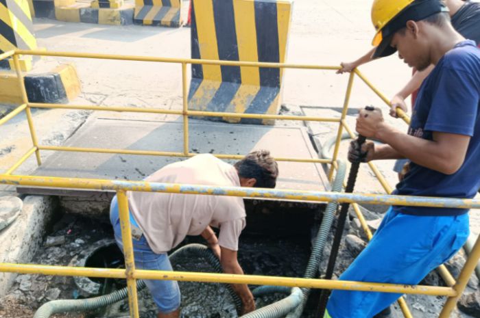 layanan blower dan sedot wc