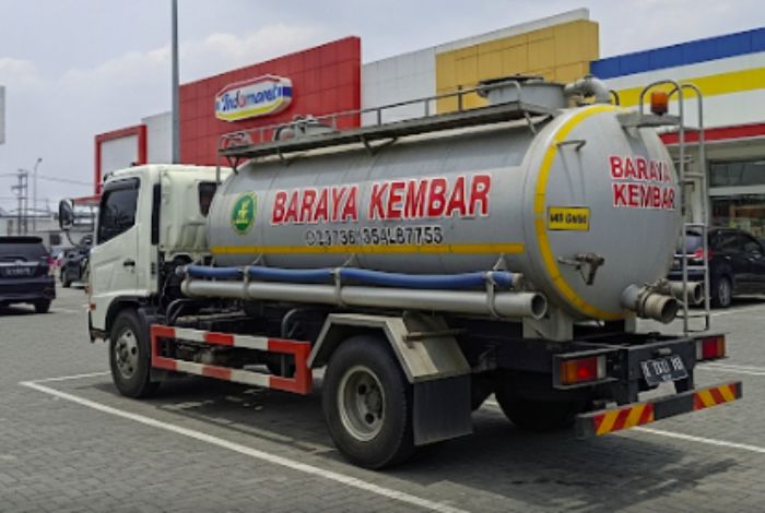 sedot wc baraya kembar di indomaret
