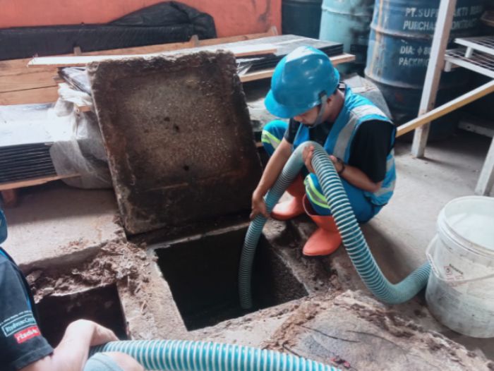 cara aman cek septic tank sudah kosong